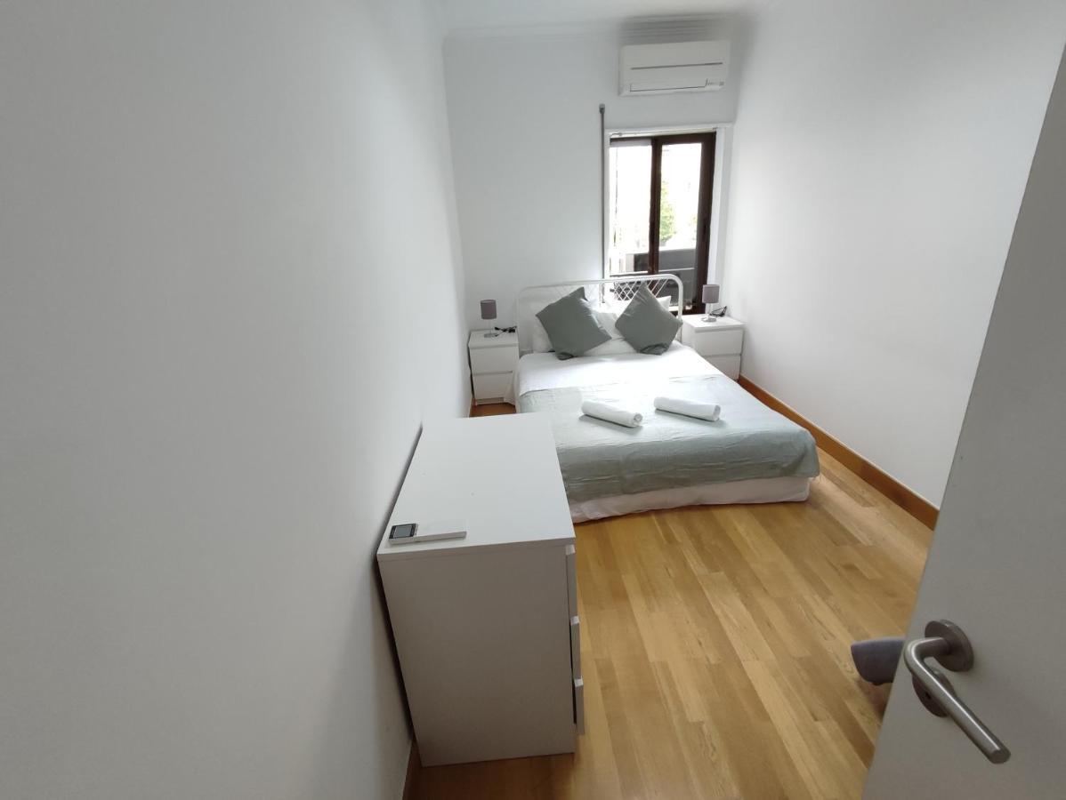 Theorynomad Al Republica Quarto em Acomodações Particulares Lisboa