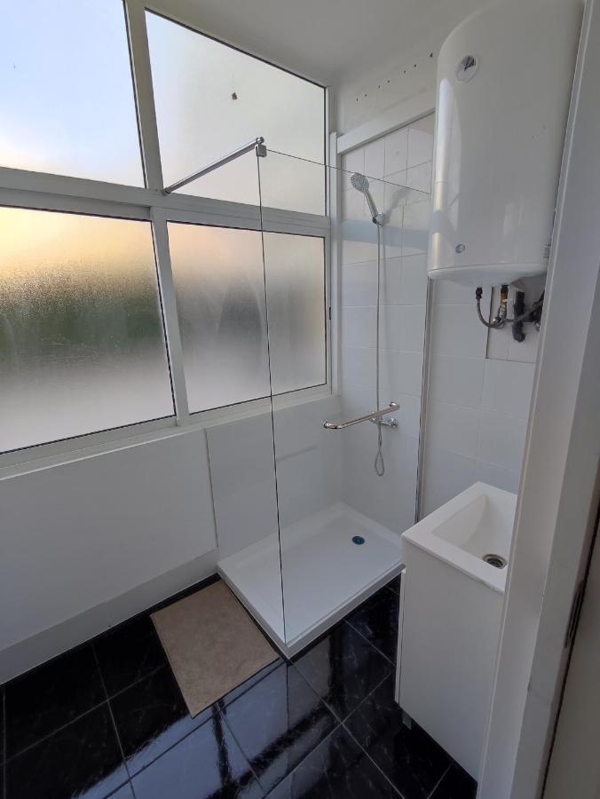 Quarto em Acomodações Particulares Theorynomad Al Republica